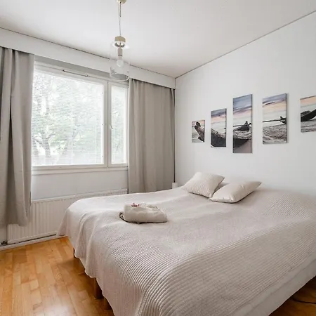 Appartement Spacious 1br Downtown With Private Balcony *